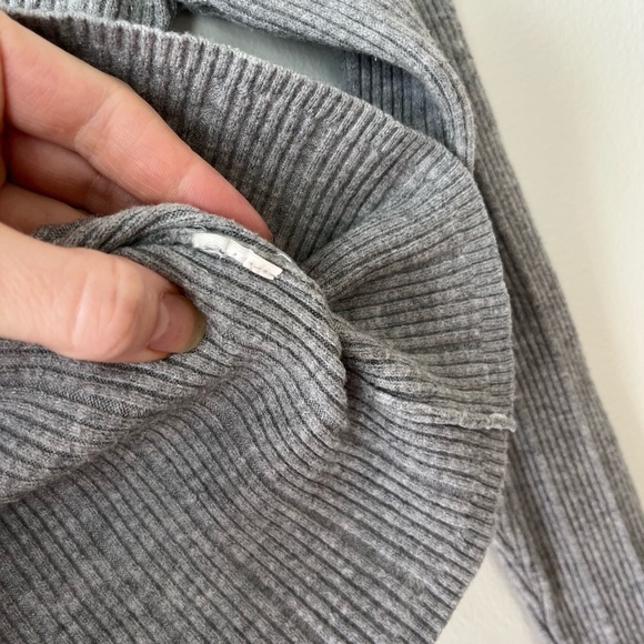 Primark 3/4 sleeve ribbed knit grey neutral cropped casual shirt women’s small - Picture 3 of 9